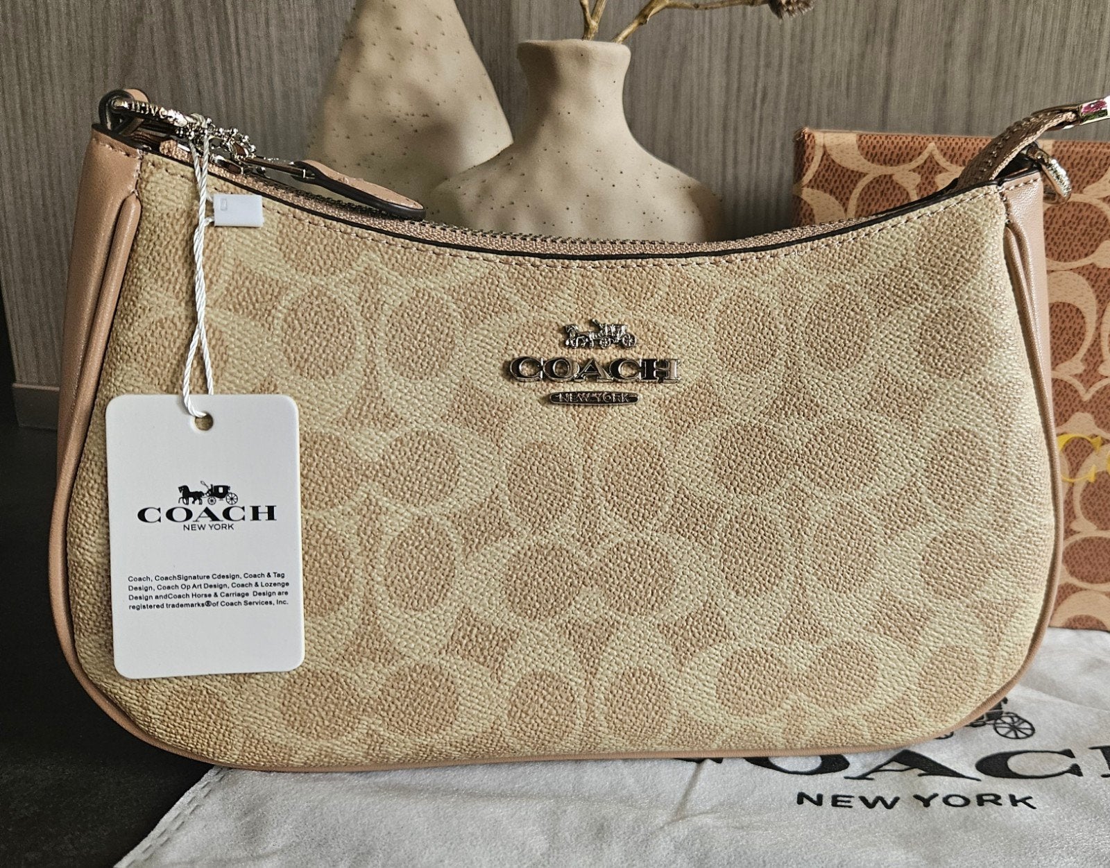 Coach Schoudertasje - nieuw, Ophalen of Verzenden, Nieuw, Beige, Schoudertasje
