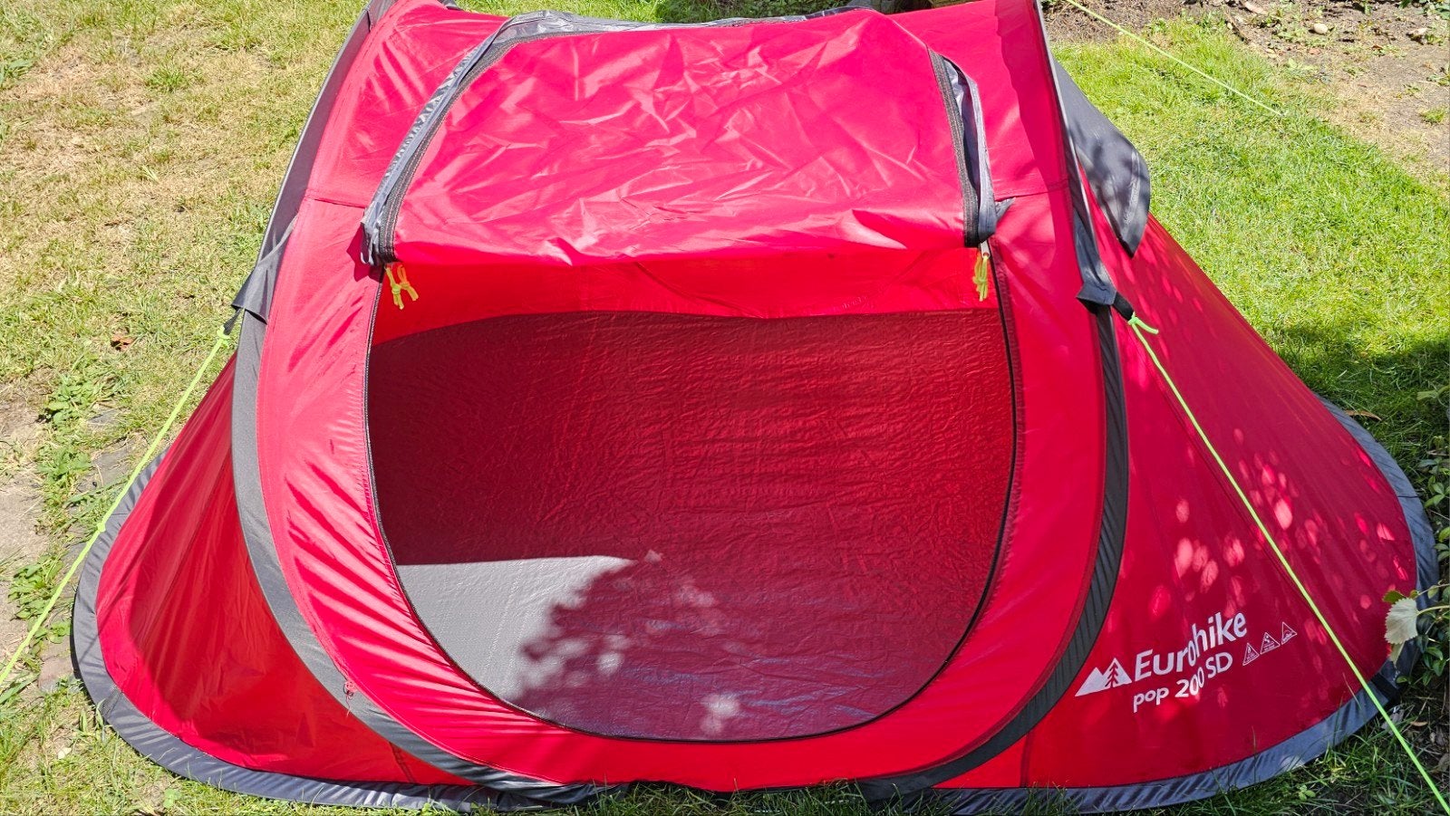 Pop-up tent Eurohike Pop 200 SD - Snel op te zetten!, Caravans en Kamperen, Ophalen, Zo goed als nieuw, Tot en met 2