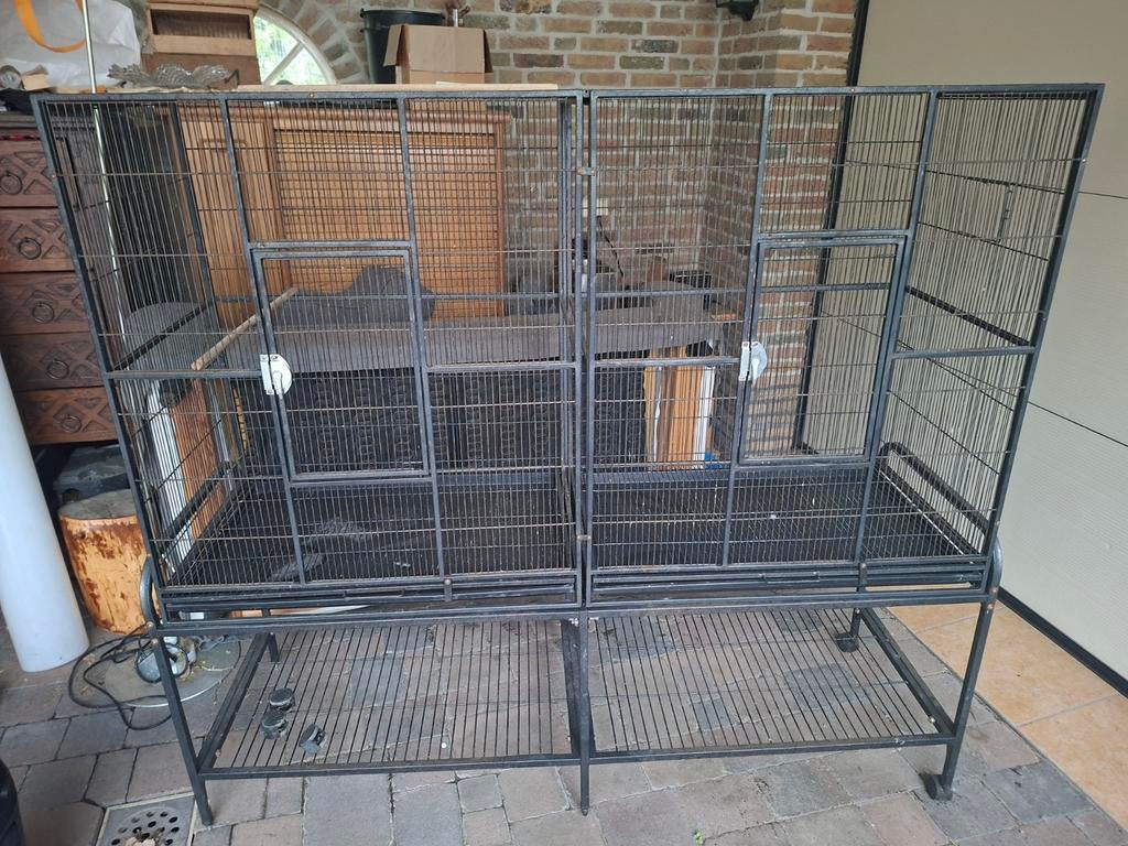 Te koop voliere, Dieren en Toebehoren, Vogels | Hokken en Kooien, Ophalen, Metaal, Volière