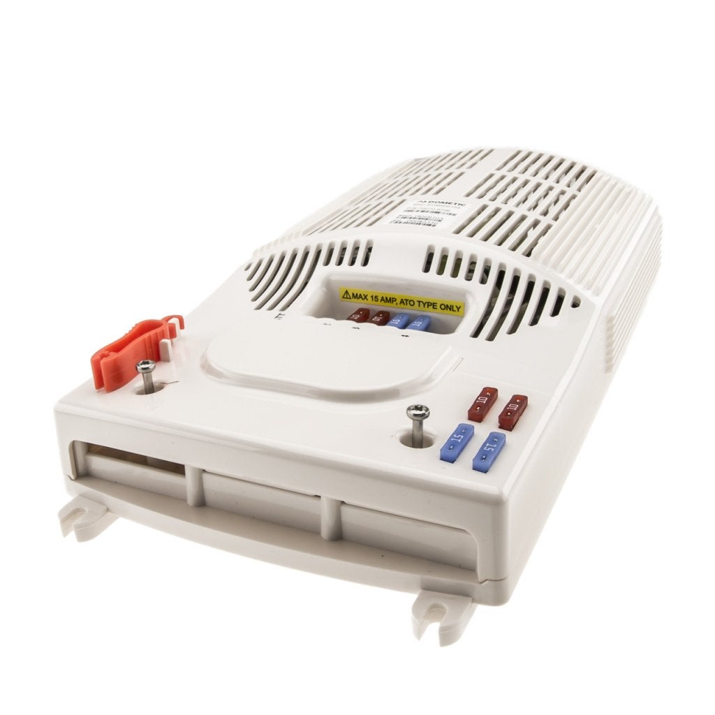 Dometic SMP199-01 omvormer 240 Watt, Caravans en Kamperen, Buurserstraat 15 A, 7481 EG,Haaksbergen, Ophalen of Verzenden, Info@123CamperOnderdelen.nl