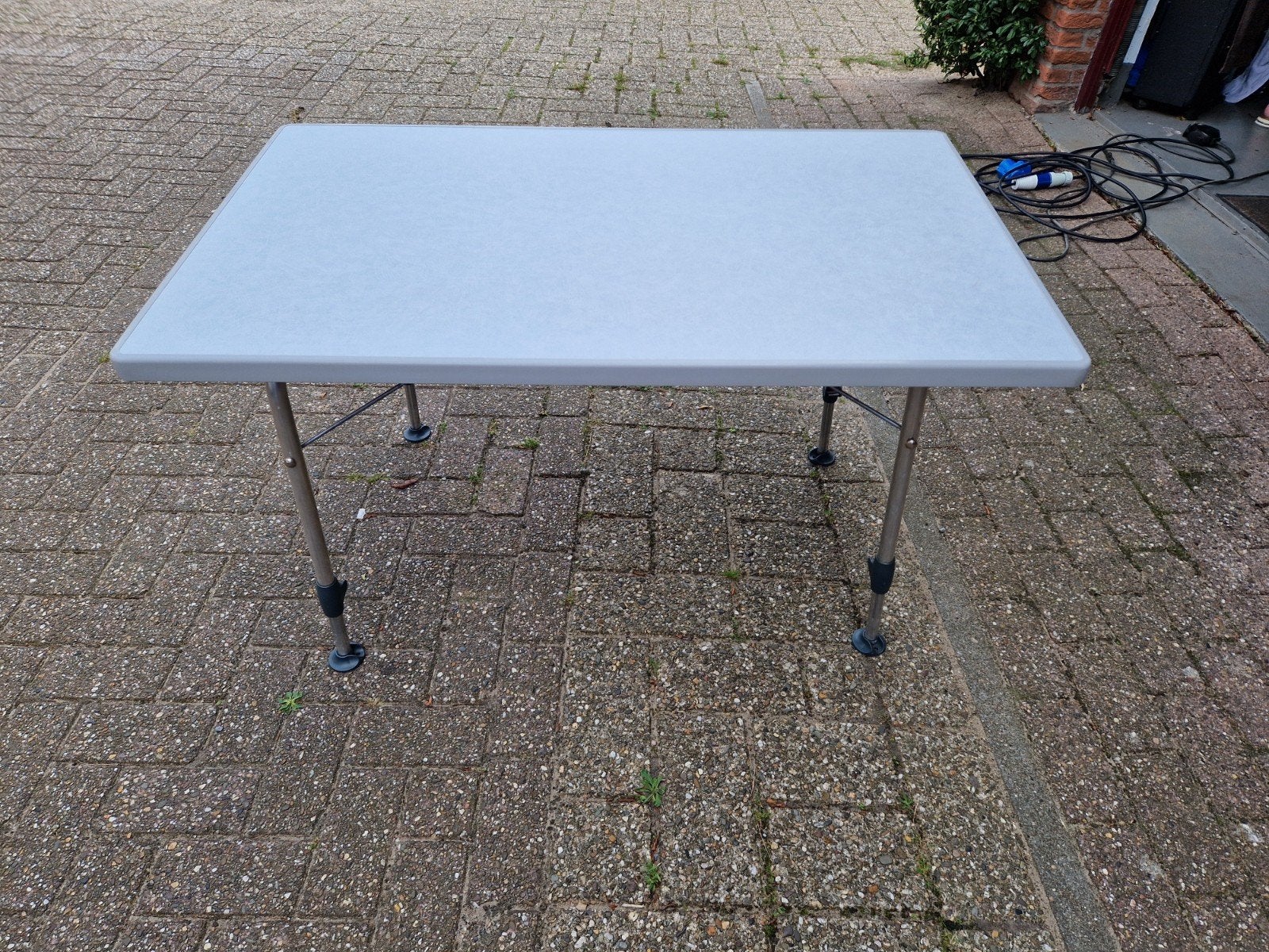 Dukdalf stabilac camping tafel, Caravans en Kamperen, Ophalen, Gebruikt, Campingtafel