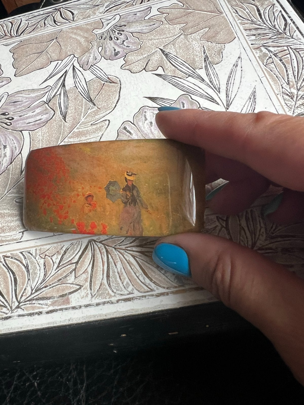Haarspeld met Monet's 'Vrouw met parasol' print, Sieraden, Tassen en Uiterlijk, Ophalen of Verzenden, Zo goed als nieuw