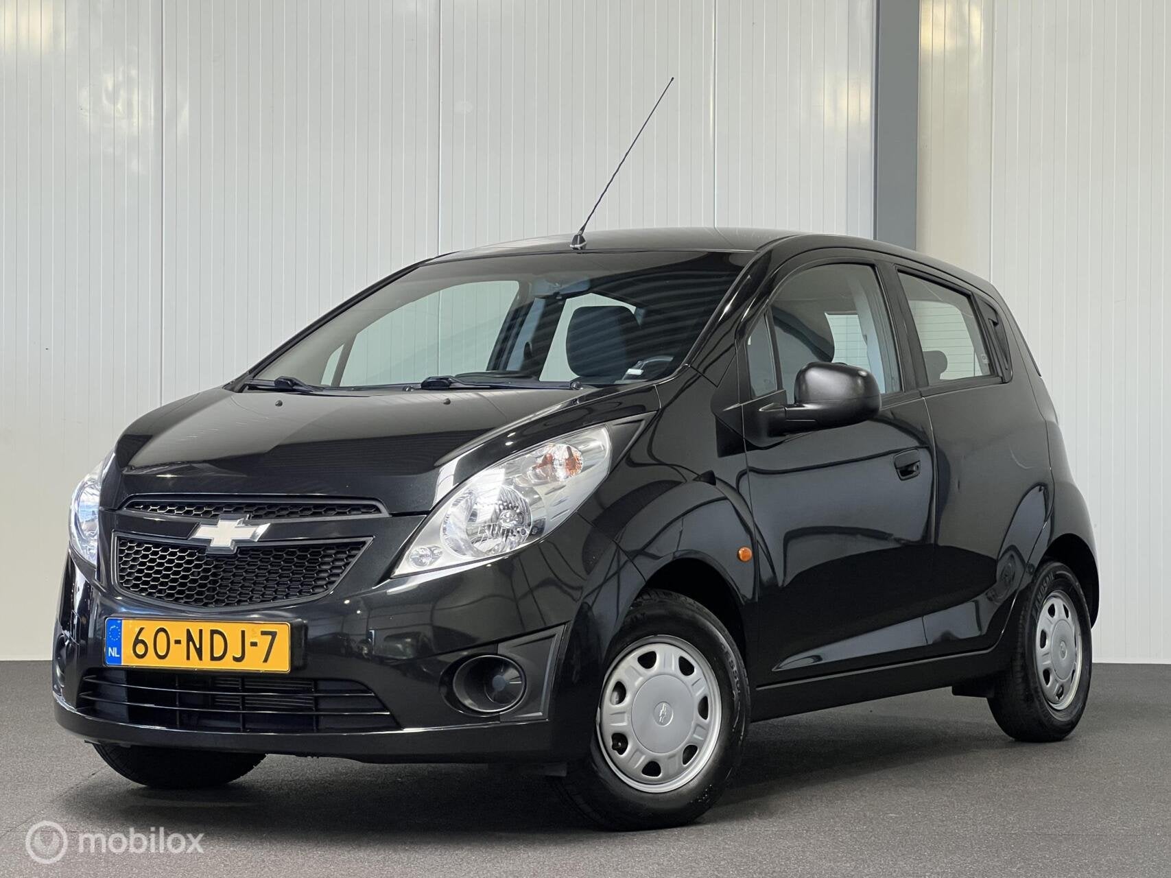 Chevrolet Spark 1.0 16V L Streetwise [ NAP 1e eigenaar airco, Voorwielaandrijving, 4 cilinders, Origineel Nederlands, Bedrijf