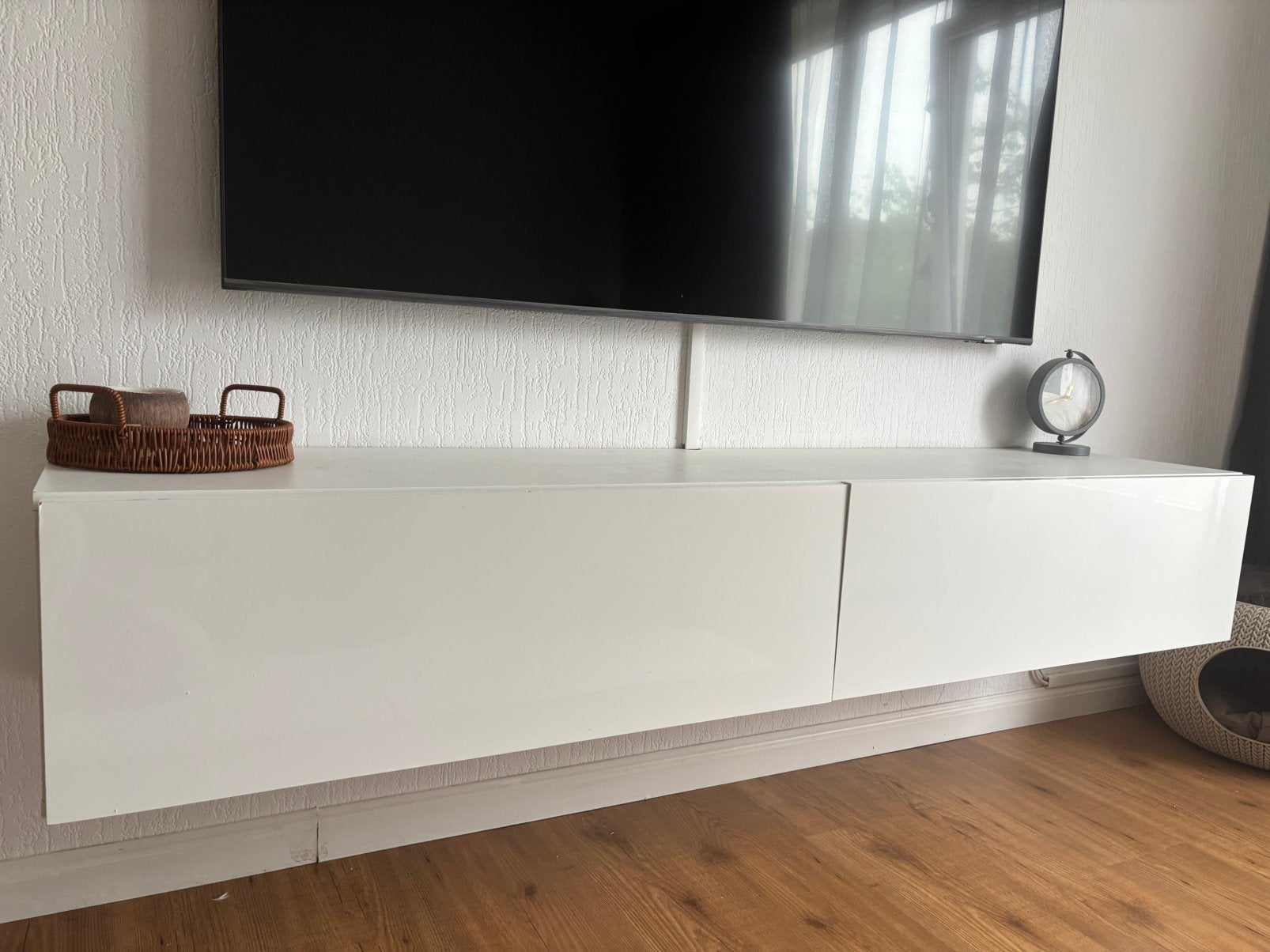 GRATIS Tv kast, Huis en Inrichting, Kasten | Televisiemeubels, Ophalen, 150 tot 200 cm, Zo goed als nieuw, Minder dan 100 cm