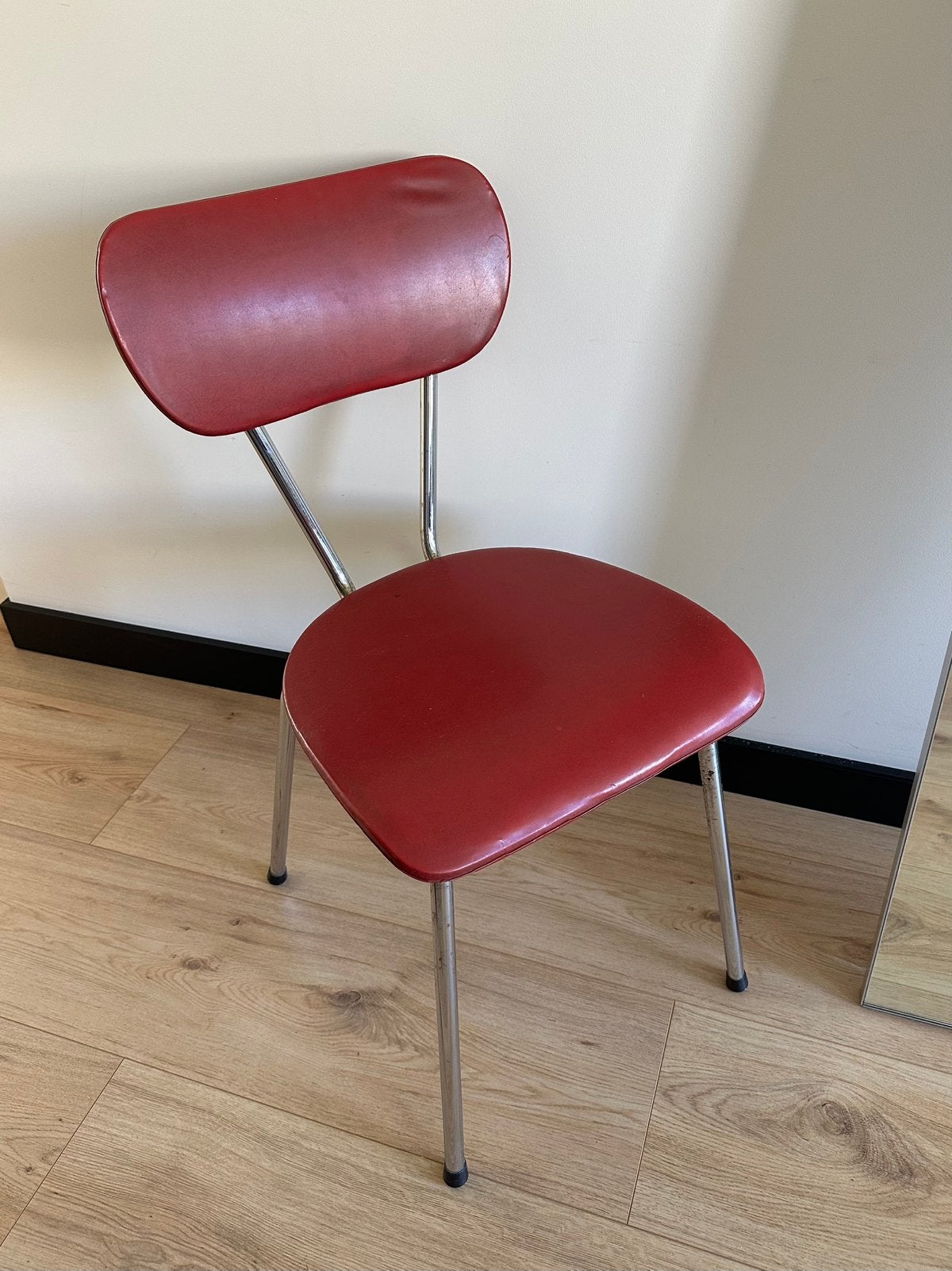 Stoel retro rood, Huis en Inrichting, Ophalen, Gebruikt, Rood, Eén