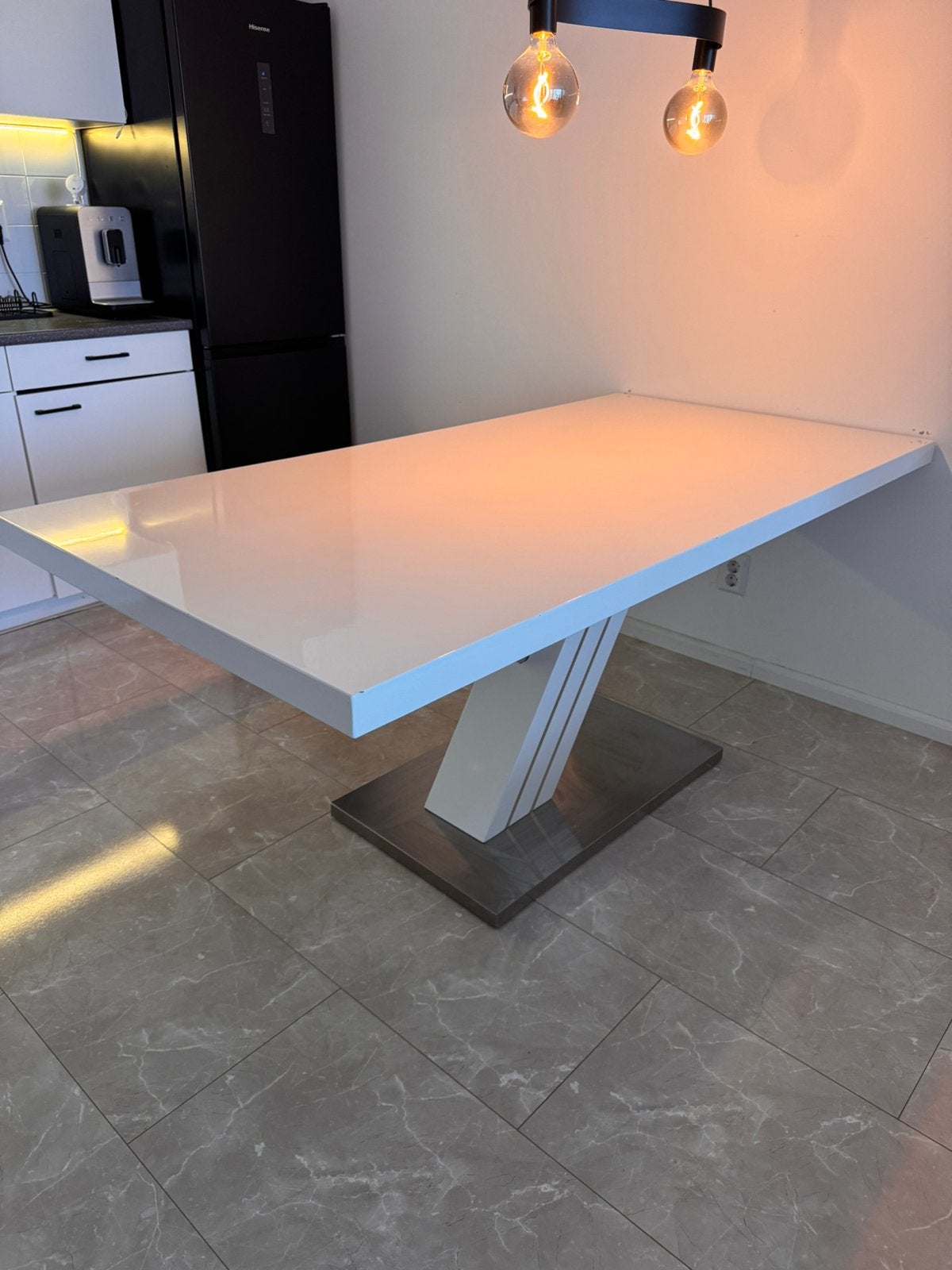 Eettafel L180 x B90 x H77, Ophalen, 50 tot 100 cm, Zo goed als nieuw, Vijf personen of meer