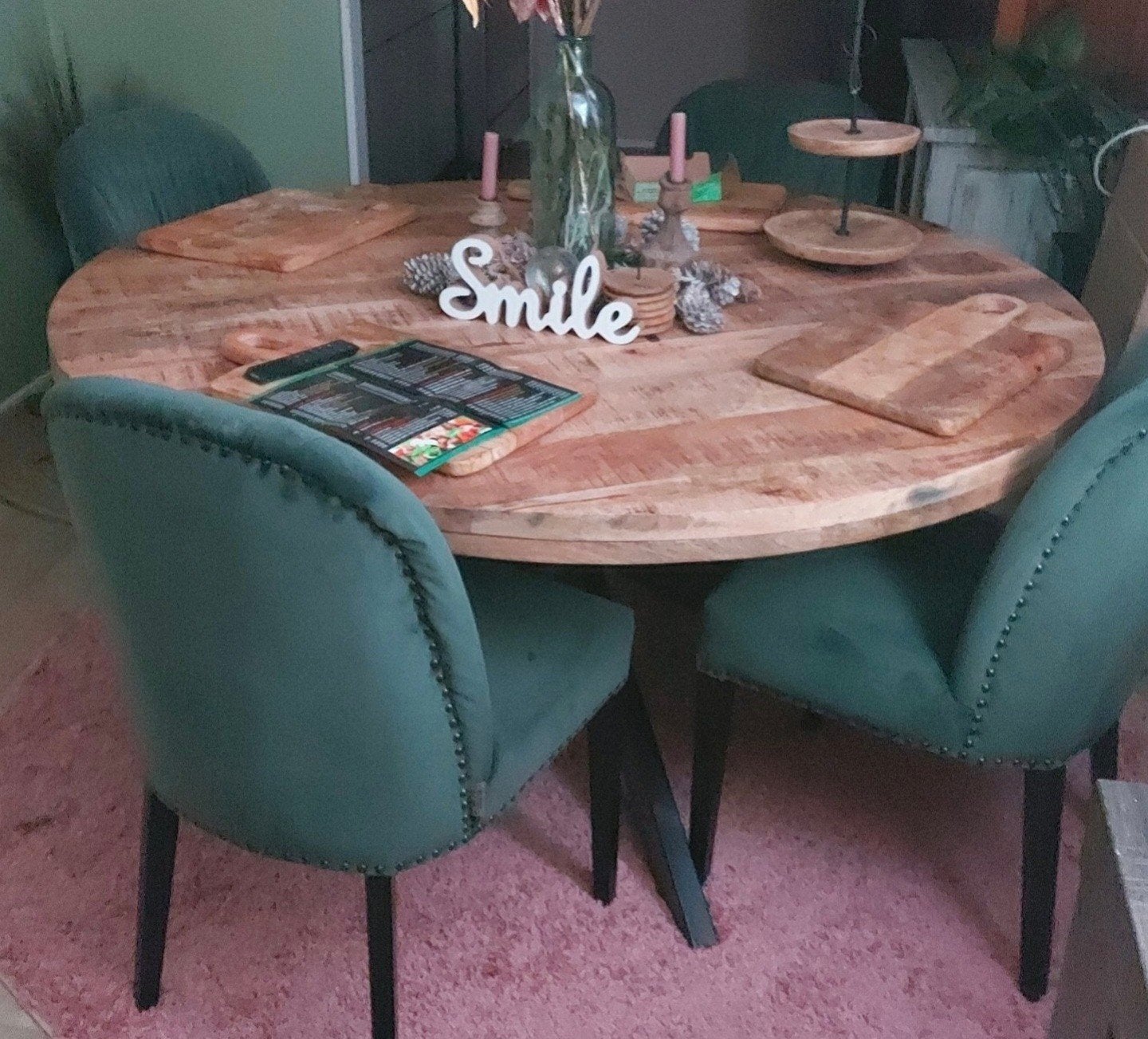 Cavetown Mango Houten Eettafel - 150 cm diagonaal, Huis en Inrichting, Ophalen, Rond, Zo goed als nieuw, Vijf personen of meer