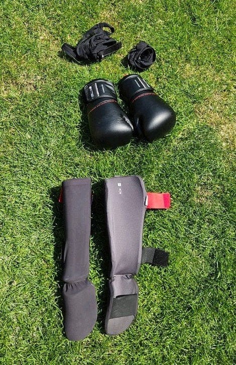Materialen voor kickboksen., Ophalen, Zo goed als nieuw, Bokskleding