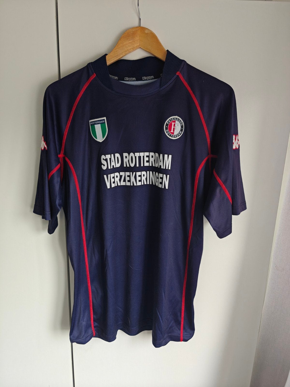 Prachtig Feyenoord Europese 3e shirt seizoen 2002/2003 maatL, Verzamelen, Sportartikelen en Voetbal, Ophalen of Verzenden, Zo goed als nieuw