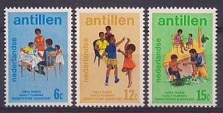 Nederlandse Antillen 486/8 postfris Ouderschap 1974, Postzegels en Munten, Postzegels | Nederlandse Antillen en Aruba, Postfris