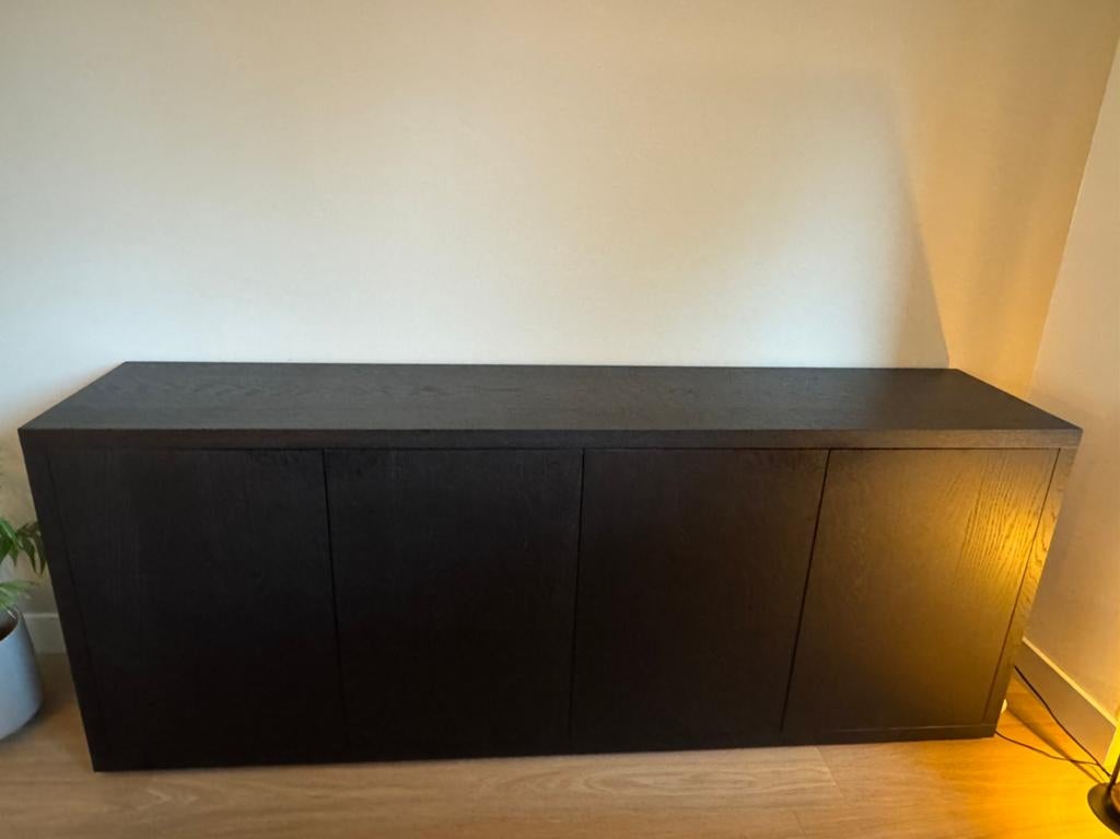 Dressoir zwart eiken, Ophalen, Met deur(en), Eikenhout, Zo goed als nieuw