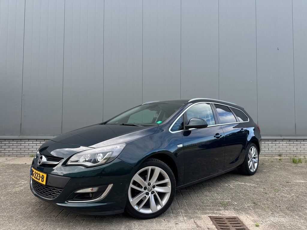 Opel Astra Sports Tourer 1.4 Turbo Sport + |Camera | NL Auto, Auto's, Opel, Voorwielaandrijving, Gebruikt, Euro 6, 4 cilinders