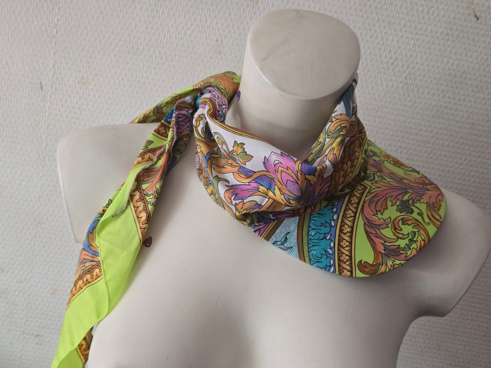 Zonneklepsjaal met barokprint, Kleding | Dames, Hoeden en Petten, One size fits all, Ophalen of Verzenden, Pet, Onbekend