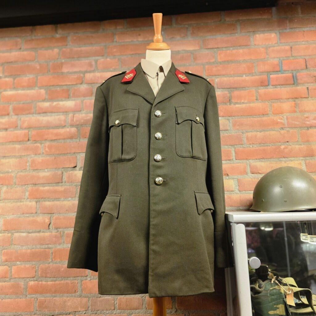 Vintage Nederlandse Officiersjas - Koninklijke Landmacht, Verzamelen, Militaria | Algemeen, Ophalen, Landmacht, Nederland, Kleding of Schoenen