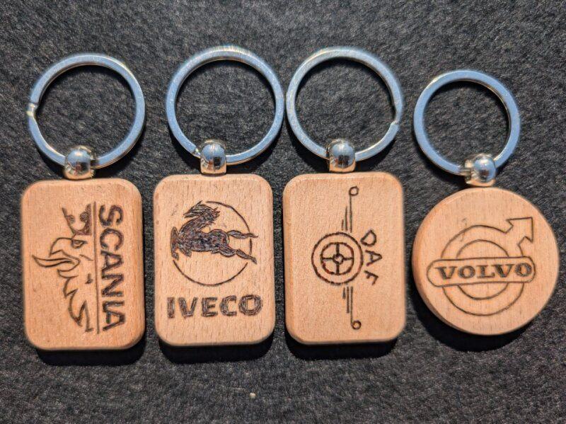 Houten sleutelhangers, handgemaakt (pyrografie), Ophalen of Verzenden