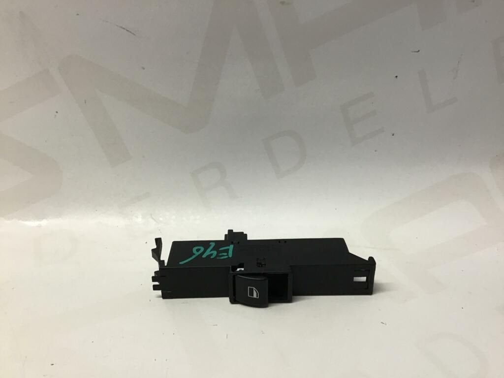 Raamschakelaar linksvoor BMW E46 6902177, Gebruikt, -, -, Ophalen of Verzenden