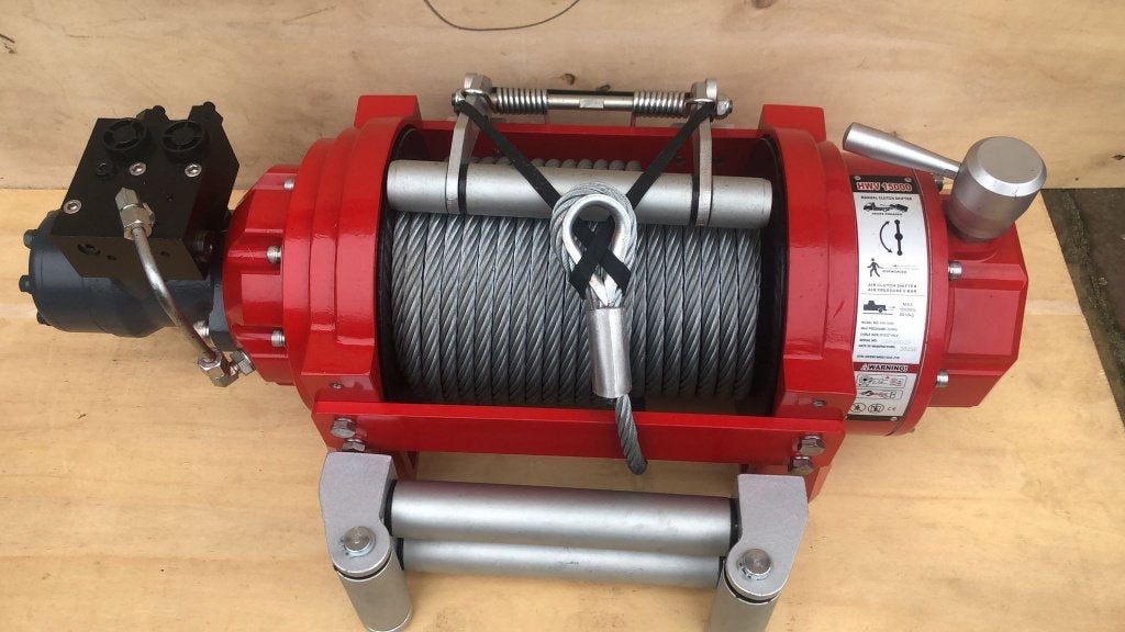 Hydraulische lier KOMPAKT 7-8 T oprijwagen kabel 26-43m 12mm, Nieuw, Ophalen of Verzenden, Info@lierenwinkel.eu, Runva