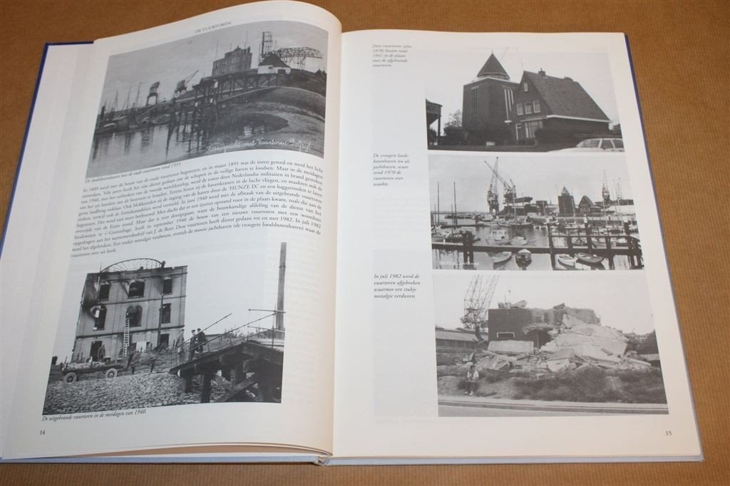 Delfzijl-Farmsum — Fotoboek Oude & Nieuwe Foto's, Boeken, Ophalen of Verzenden, Gelezen