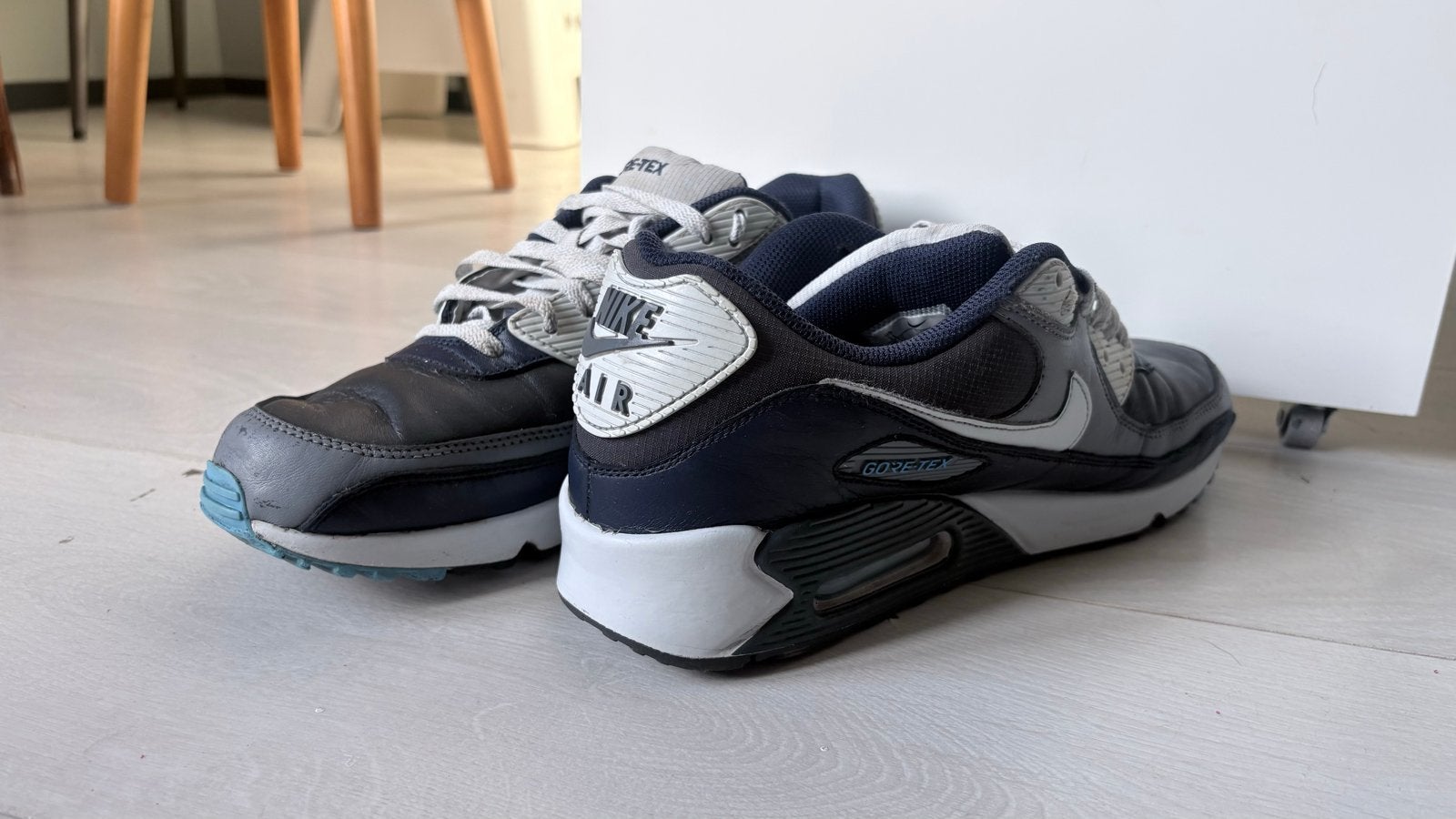 Nike Air Max 90 Gore-Tex Maat 45, Kleding | Heren, Schoenen, Ophalen of Verzenden, Gedragen, Blauw, Sneakers of Gympen