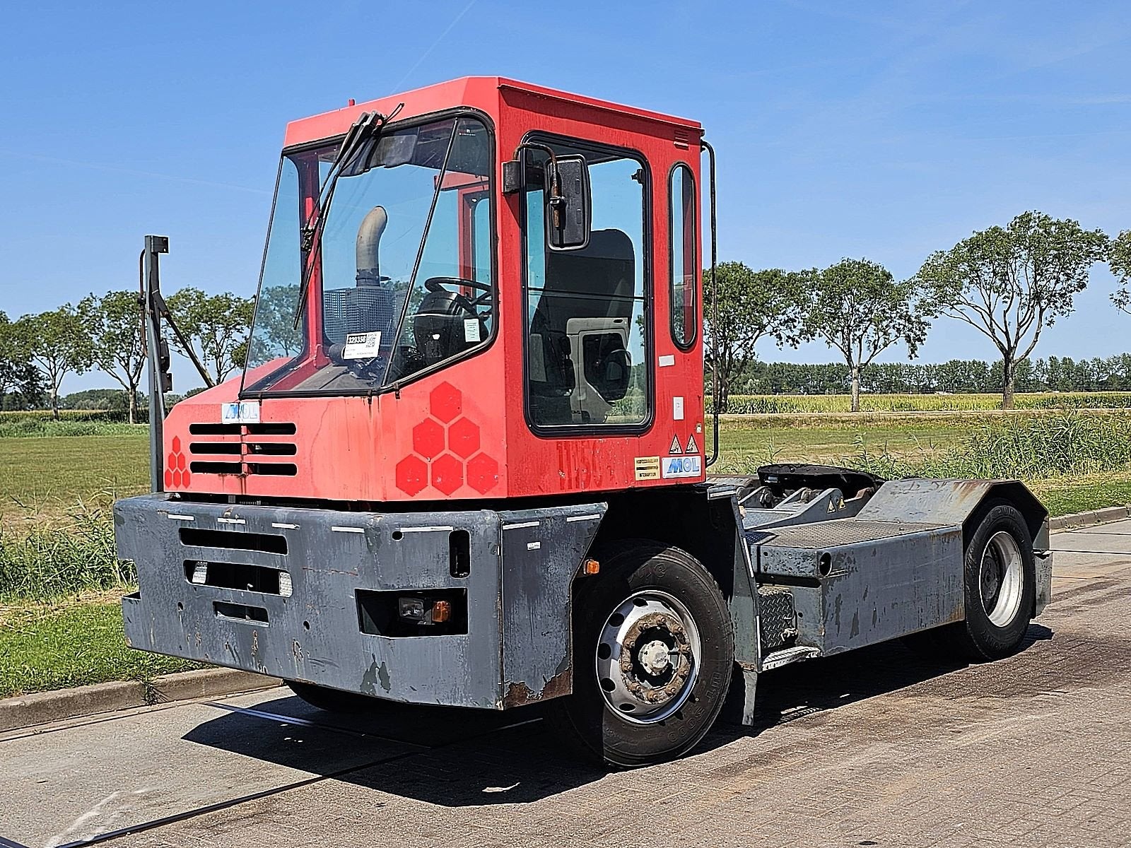 MOL YT200 terminal tractor, Auto's, Bedrijf, Diesel, Te koop, Rood