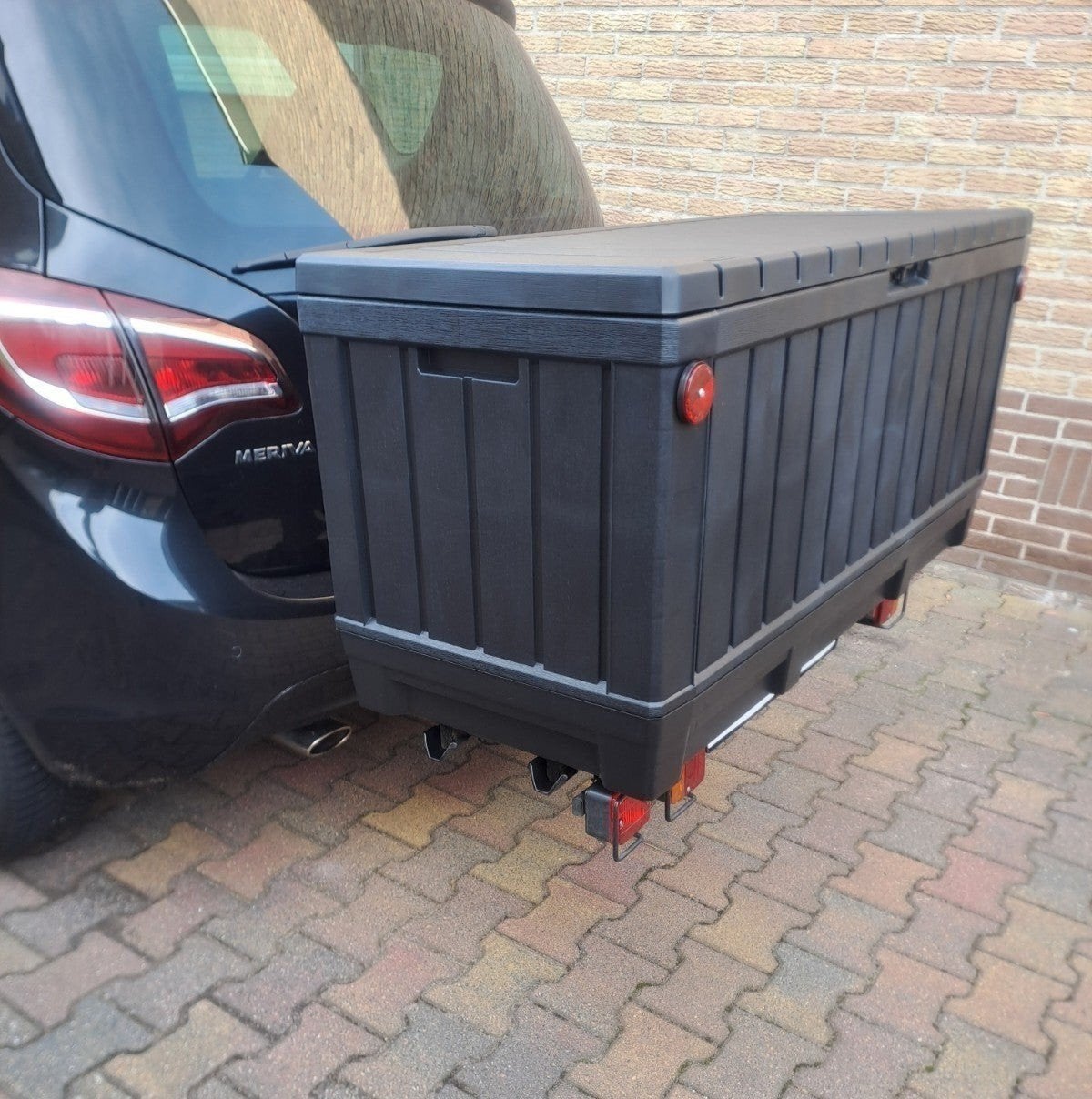 Te koop. Ruime kantelbare trekhaakkoffer  350 ltr!, Ophalen, Zo goed als nieuw
