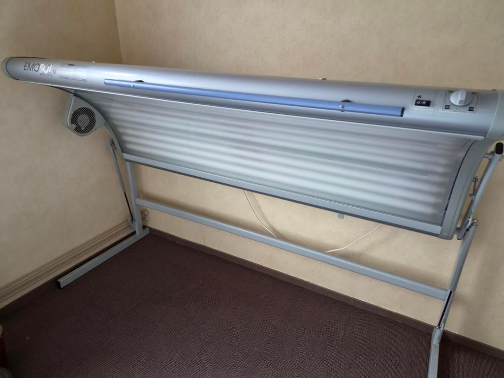 Emosol M Zonnebank - Enkelzijdig met Body Cooler, Ophalen, Gebruikt, Zonnebank enkelzijdig, 10 tot 15 lampen