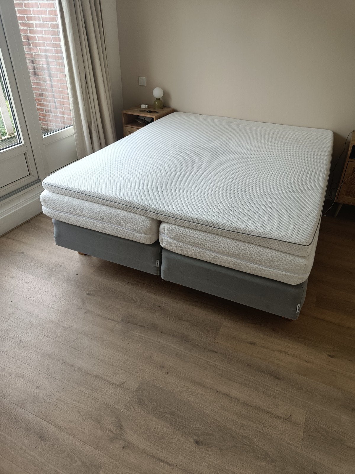 Swiss Sense pocket matrassen en topper + Ikea boxspring 160, Gebruikt, Tweepersoons, Ophalen of Verzenden, 200 cm