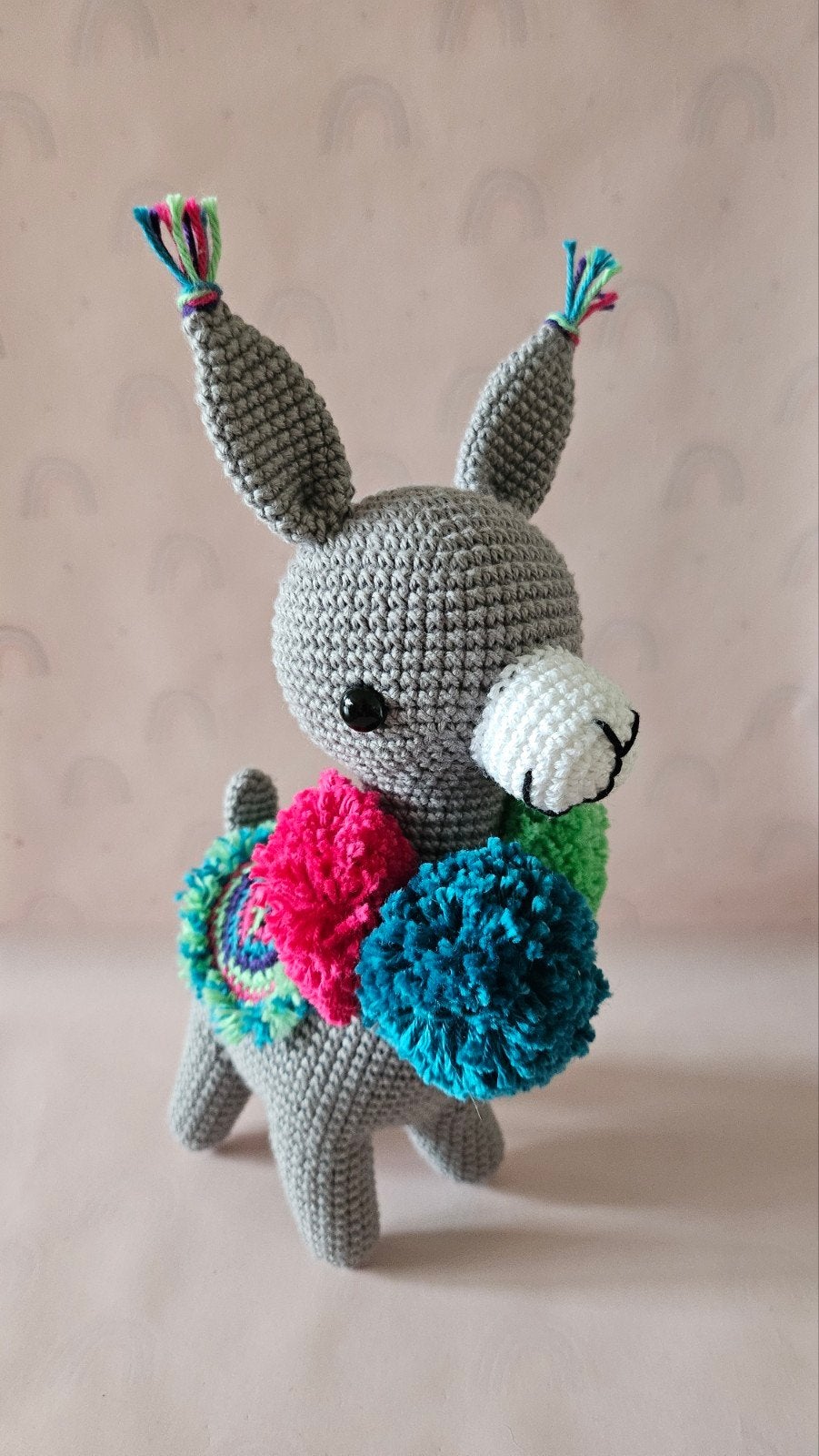 Gehaakte alpaca knuffel met kleurrijke details, Overige merken, Overige typen, Grijs, Ophalen of Verzenden