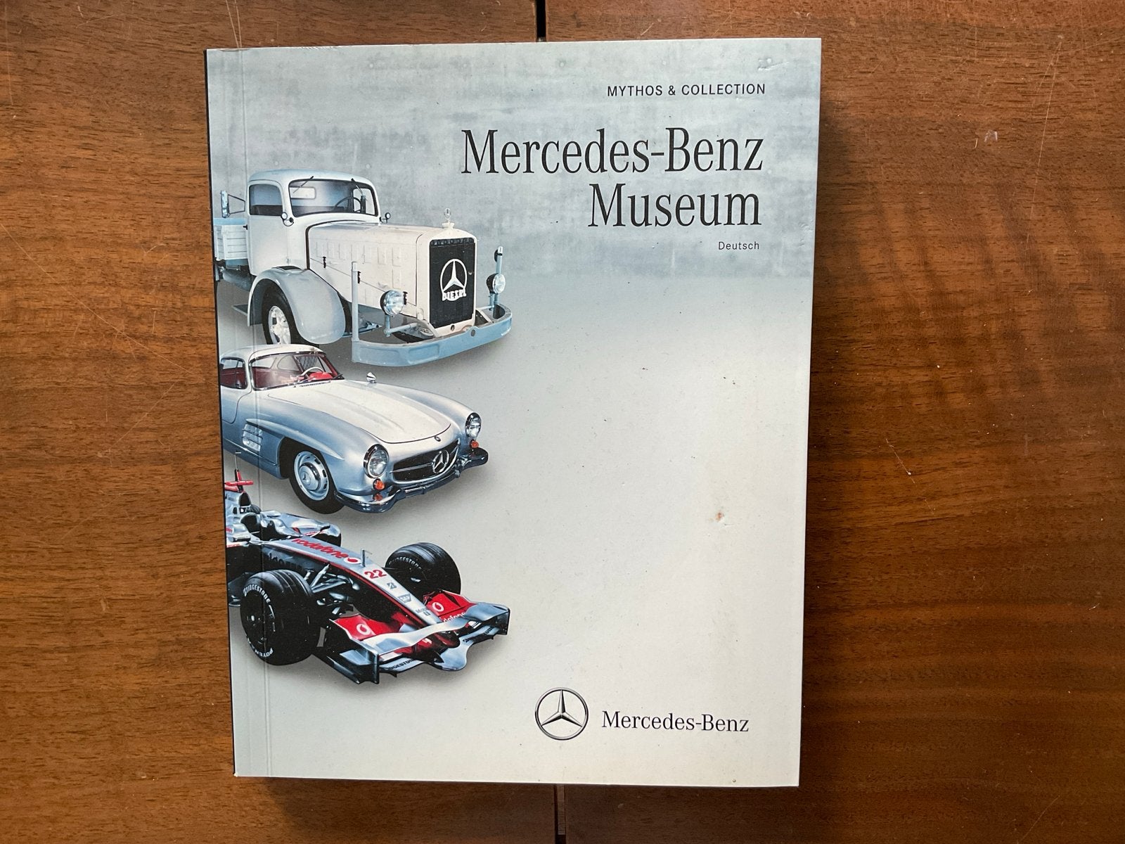 Mercedes-Benz Museum Boek - Mythos & Collection, Ophalen of Verzenden, Zo goed als nieuw, Mercedes