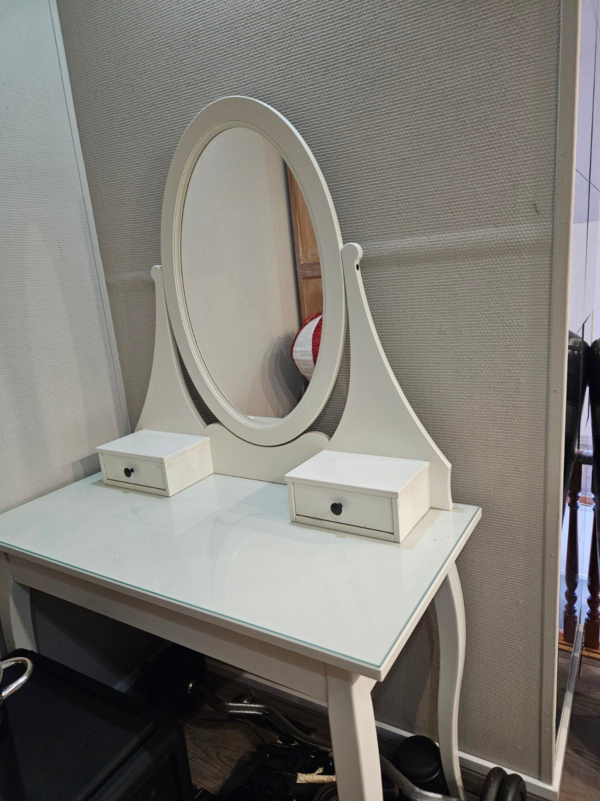 IKEA Hemnes kaptafel met krukje, Gebruikt, Klassiek, Minder dan 100 cm, Hout