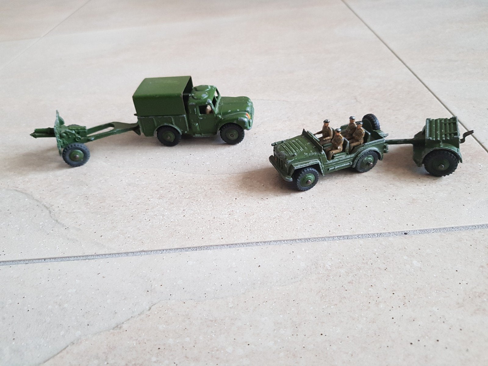 dinky toys leger autootjes, Ophalen of Verzenden, Landmacht, Nederland
