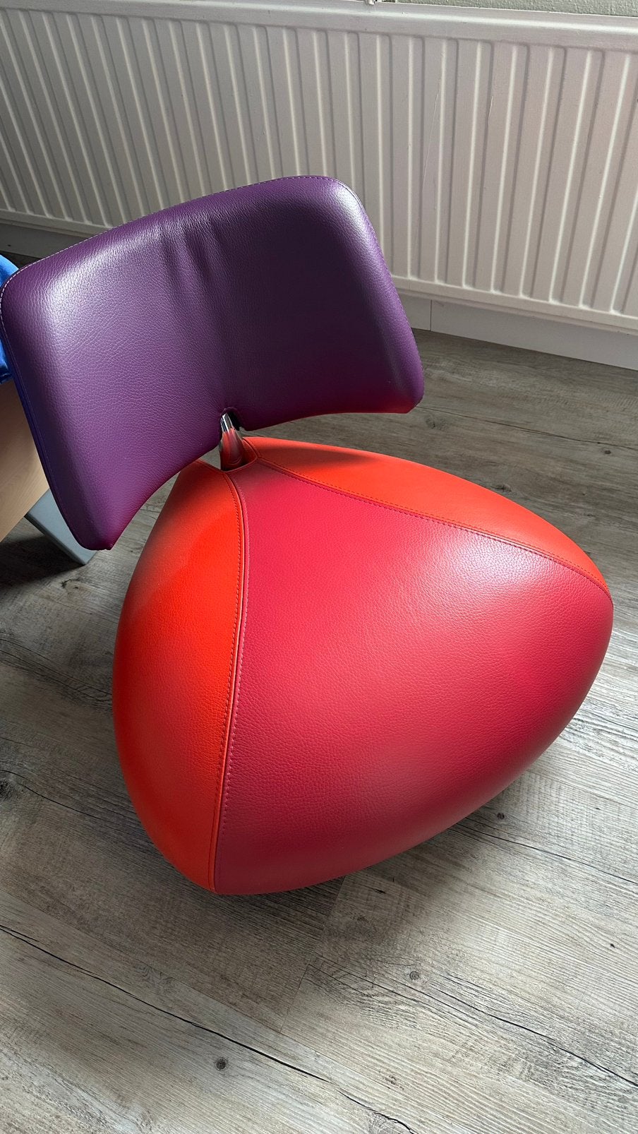 Leolux Pallone Puppy Lill, Ophalen, Leer, Zo goed als nieuw, Eén