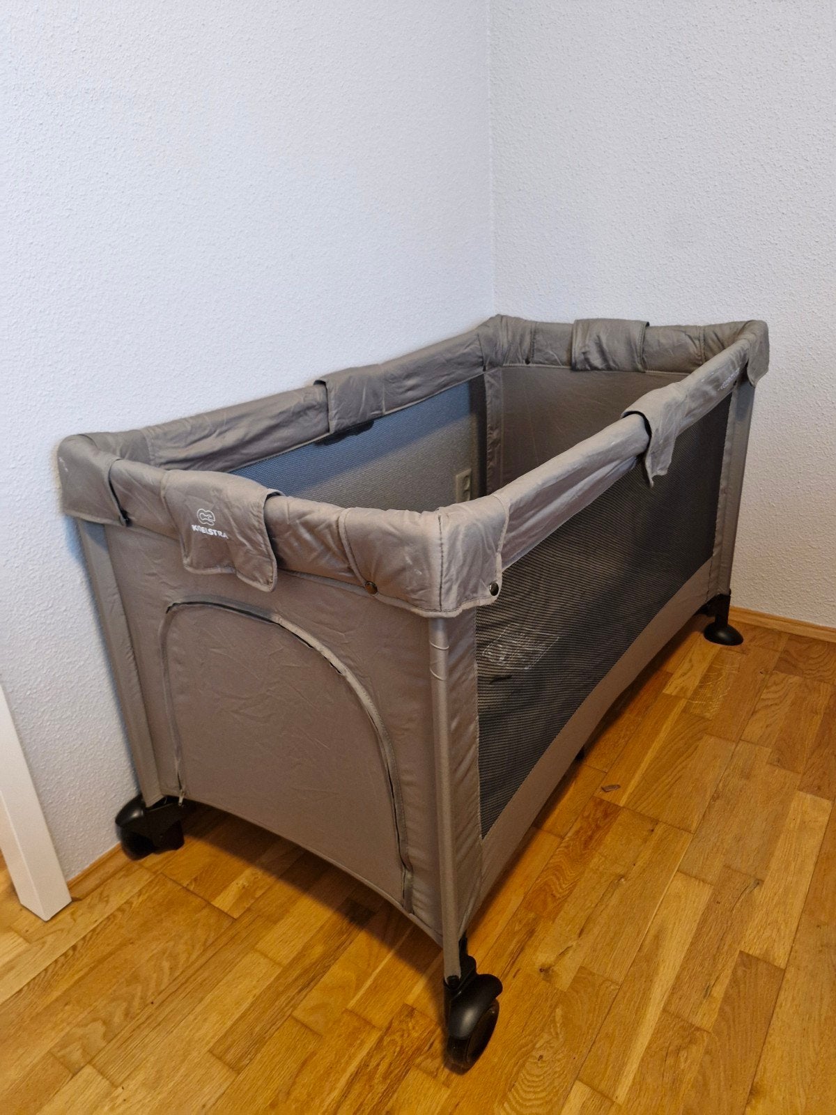 Campingbed Koelstra groen met matras, reisbedje, Ophalen, Gebruikt, Reisbedje