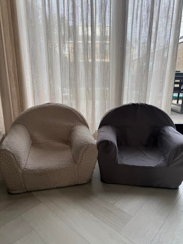 2 Leen Bakker kinderstoelen: teddy en grijs, Ophalen, Gebruikt, Overige typen