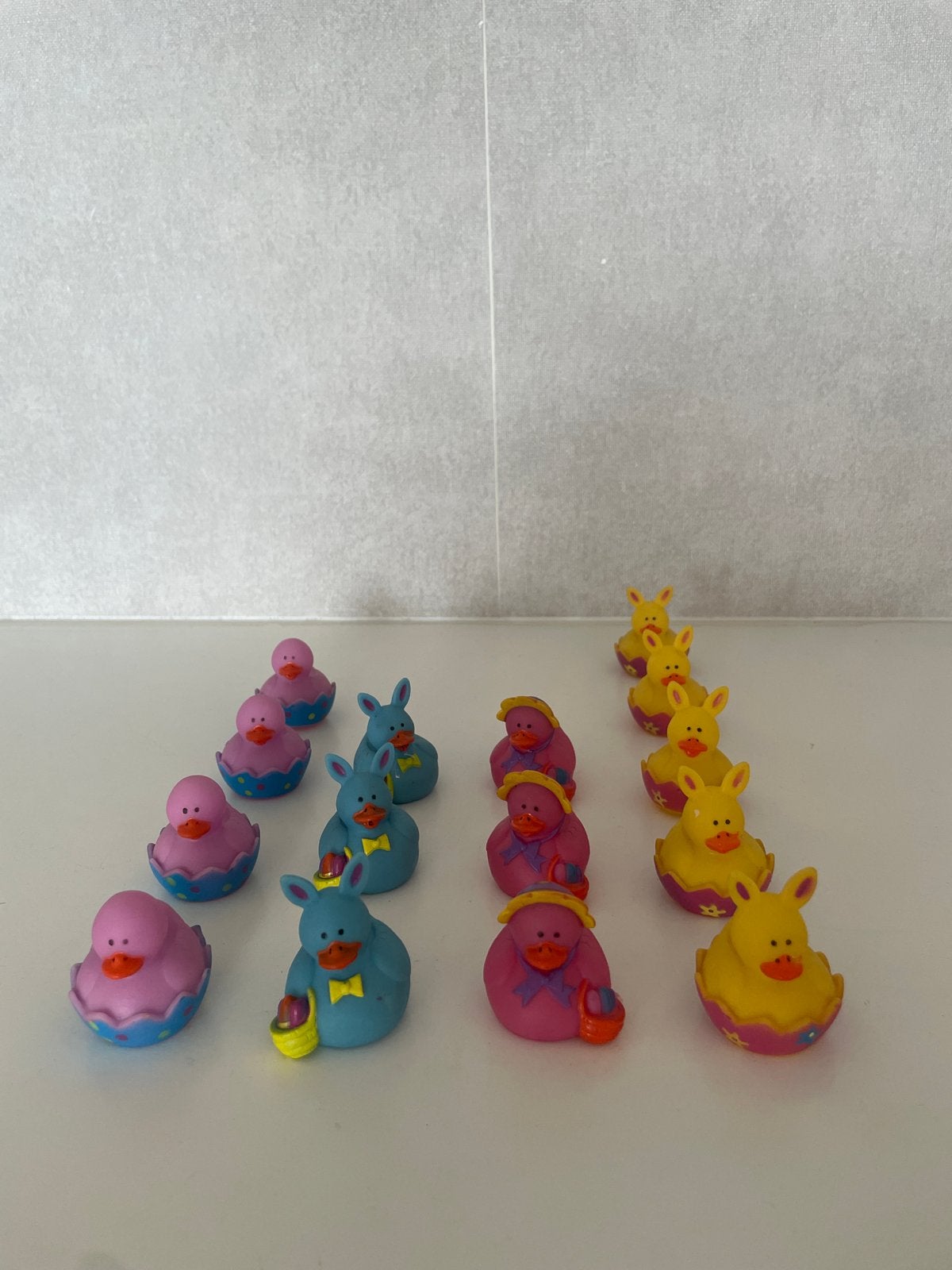 Leuke badeendjes / paashaasjes badeend pasen, Ophalen of Verzenden, Gebruikt, Jongen of Meisje