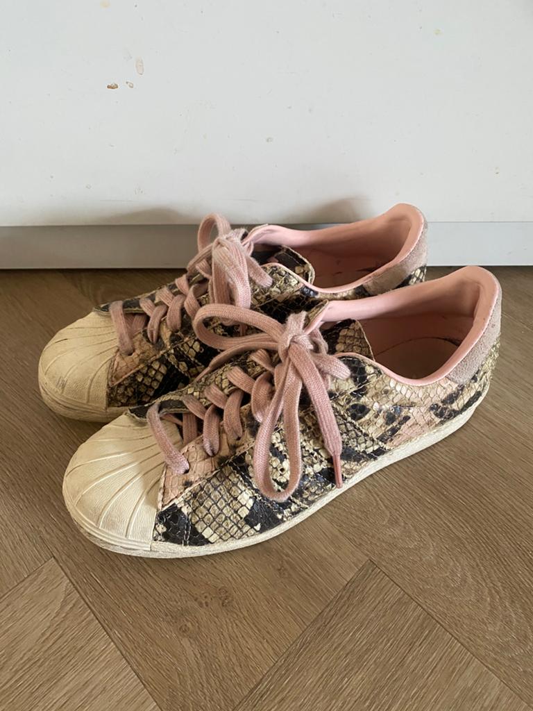 Gave slangenprint Adidas Superstar sneakers maat 37 1/3, Ophalen of Verzenden, Gedragen, Sneakers of Gympen