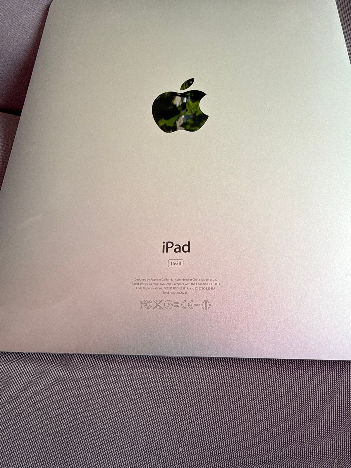 Apple iPad 16GB - Zilver, Gebruikt, Apple iPad, 16 GB, Wi-Fi