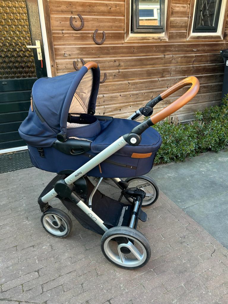 Zeer nette Mutsy Evo 3 in 1 set, Kinderen en Baby's, Kinderwagens en Combinaties, Ophalen, Zo goed als nieuw, Mutsy