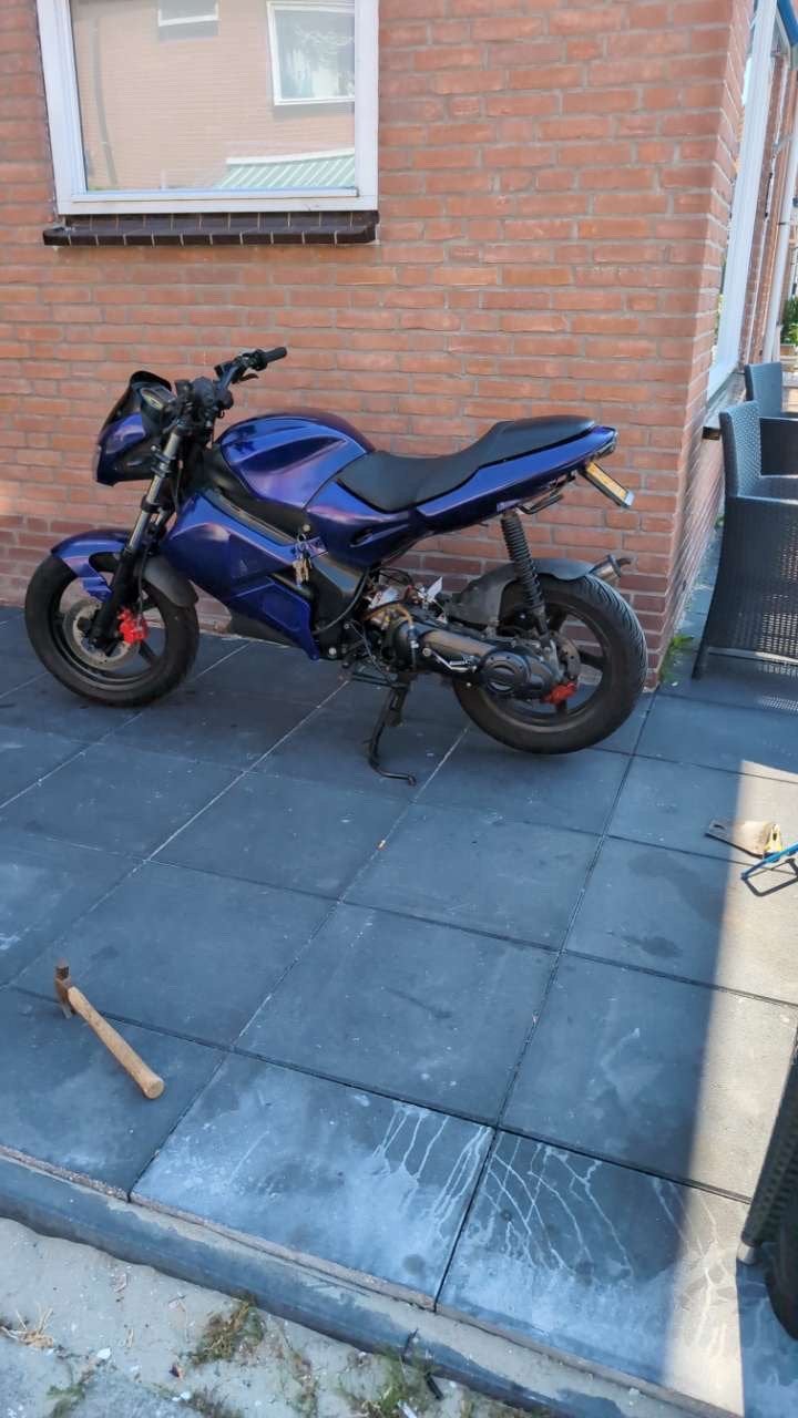 Gilera DNA, 70 cc, Zo goed als nieuw, 1 versnellingen, Ophalen