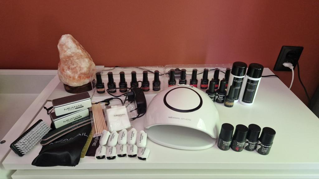 Méanail - Kit Sphère - Gellak – Led lamp – Starterspakket, Sieraden, Tassen en Uiterlijk, Uiterlijk | Cosmetica en Make-up, Overige kleuren