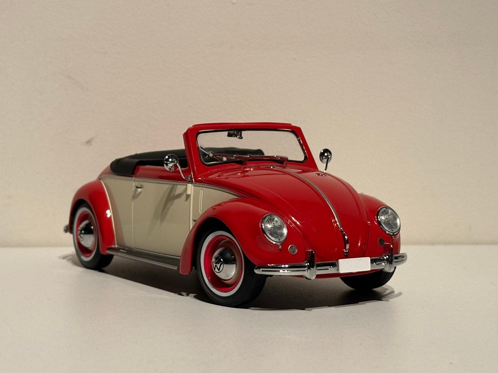 Volkswagen Kever Hebmüller | KK Scale | schaal 1:18, Ophalen of Verzenden, Zo goed als nieuw, Overige merken