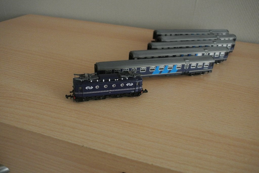 NS plan W rijtuigen 5 stuks, Treinset, Gelijkstroom, Piko, Ophalen of Verzenden
