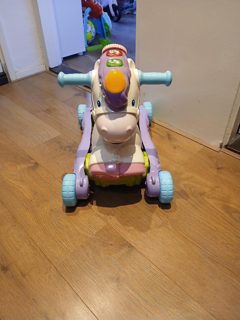 Vtech loopwagen paard, Ophalen, Zo goed als nieuw, Overige typen, Met licht