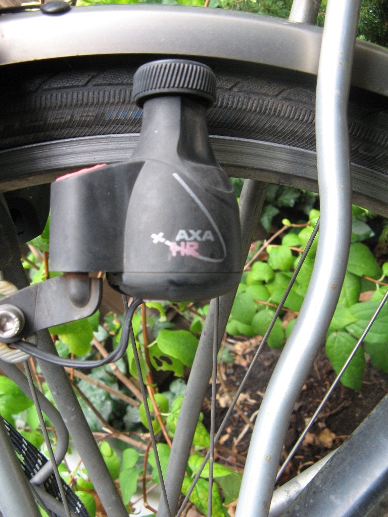 KOGA AXA-fietsdynamo, Ophalen, Gebruikt, Accu, Achterlicht