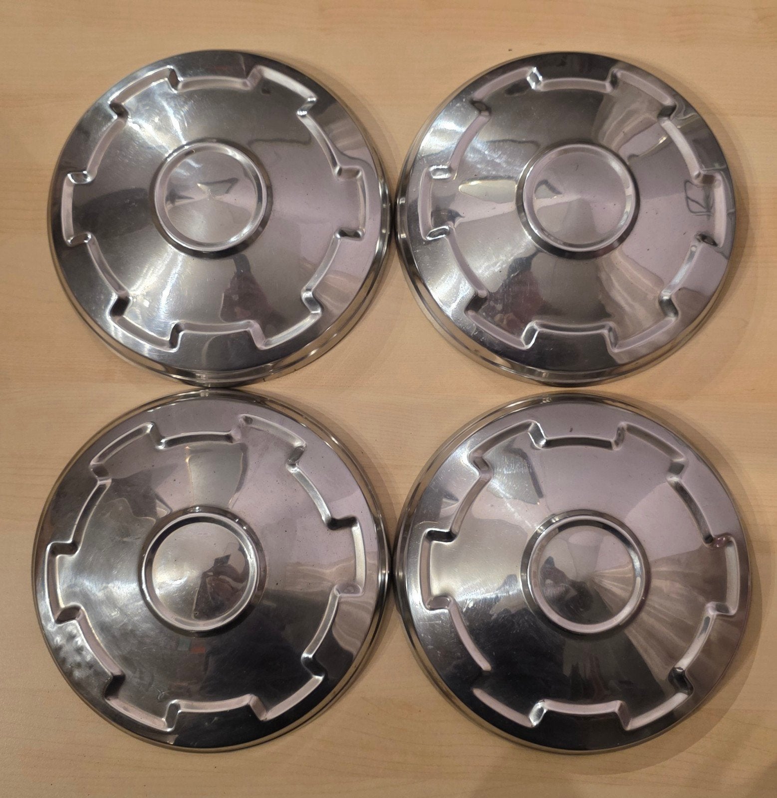 Vintage Toyota wieldoppen jaren '70 - Set van 4, Auto diversen, Ophalen of Verzenden