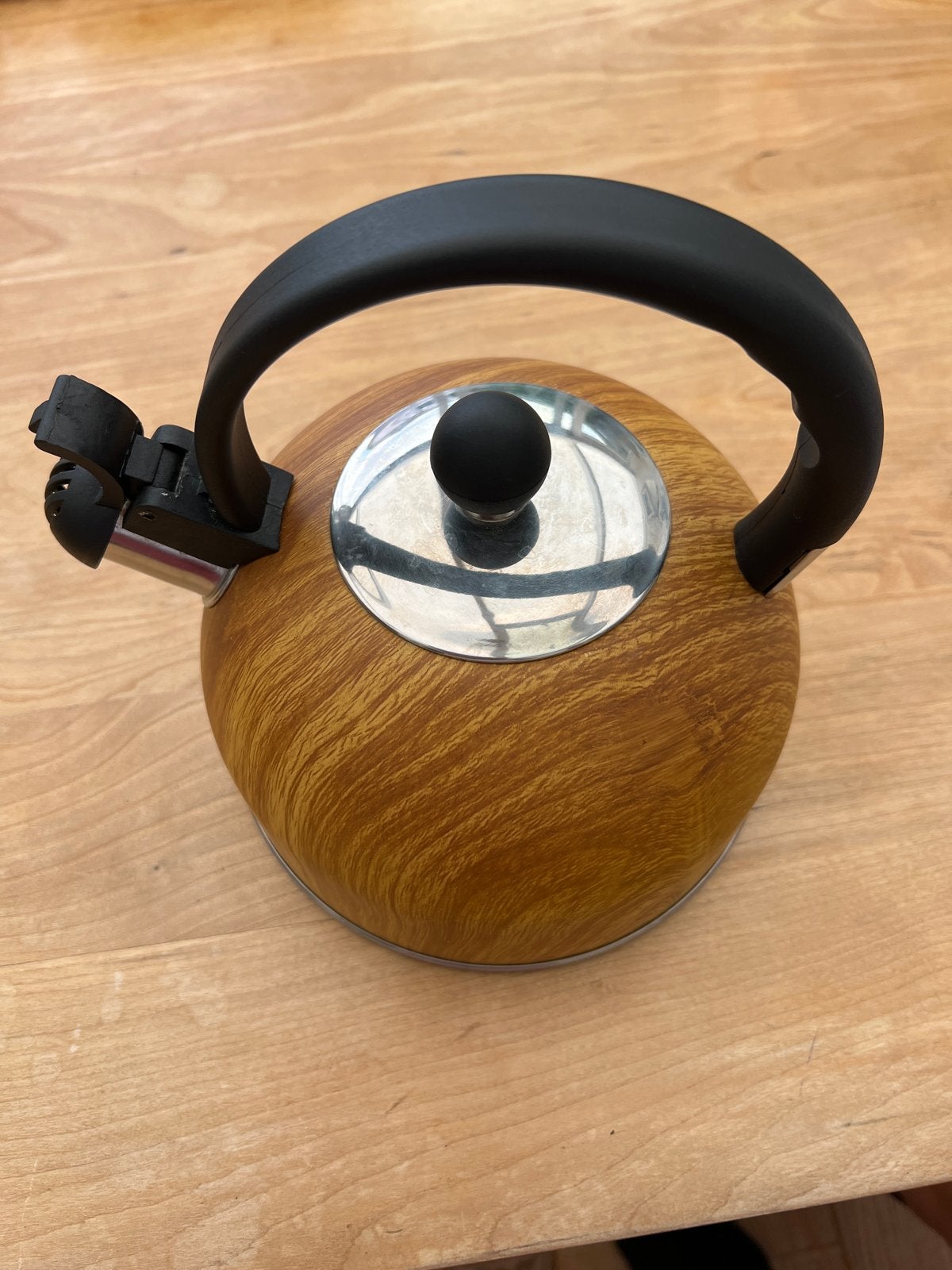 Fluitketel met houtnerf design, Theepot/fluitketel, Gebruikt, Ophalen of Verzenden, Metaal
