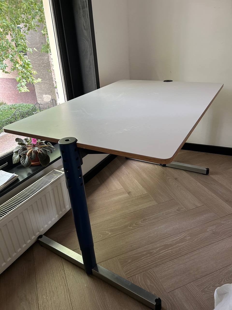 Bureau, Ophalen, Gebruikt, 120 cm, Spaanplaat of MDF