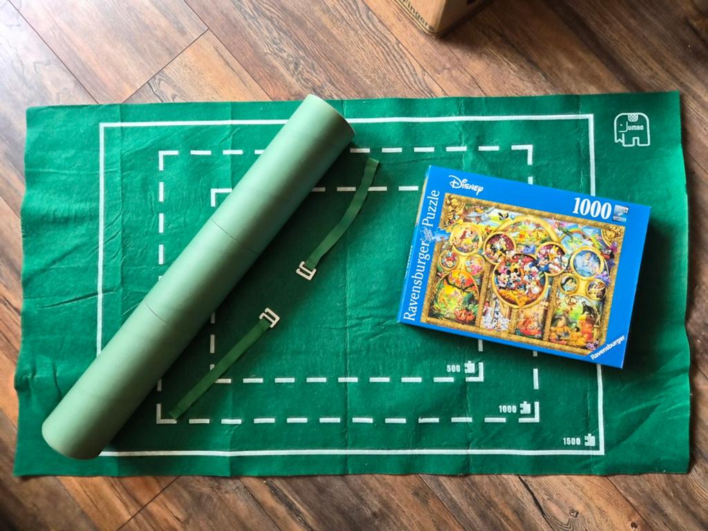 Disney puzzel met puzzelmat en koker, Ophalen, 500 t/m 1500 stukjes, Zo goed als nieuw, Legpuzzel