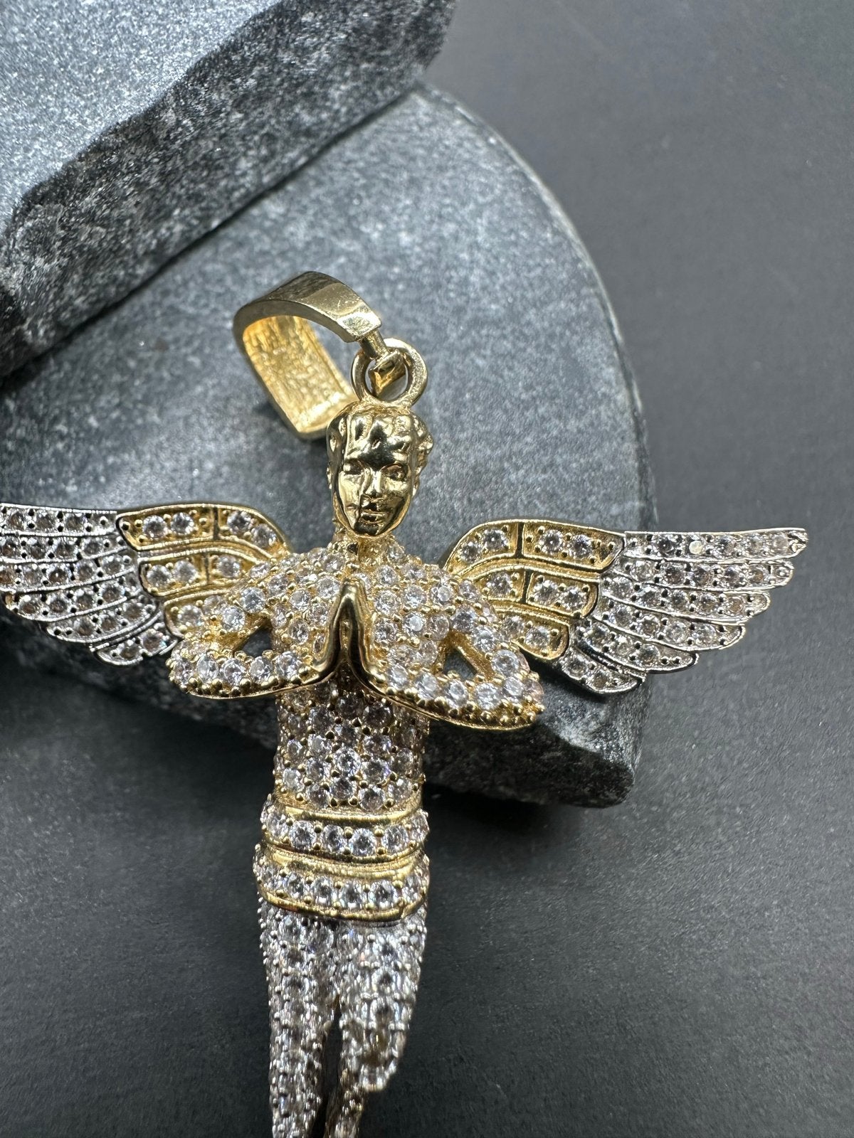 14k Gouden Engel Hanger met Zirkonia, Overige voorstellingen, Nieuw, Ophalen of Verzenden, Goud