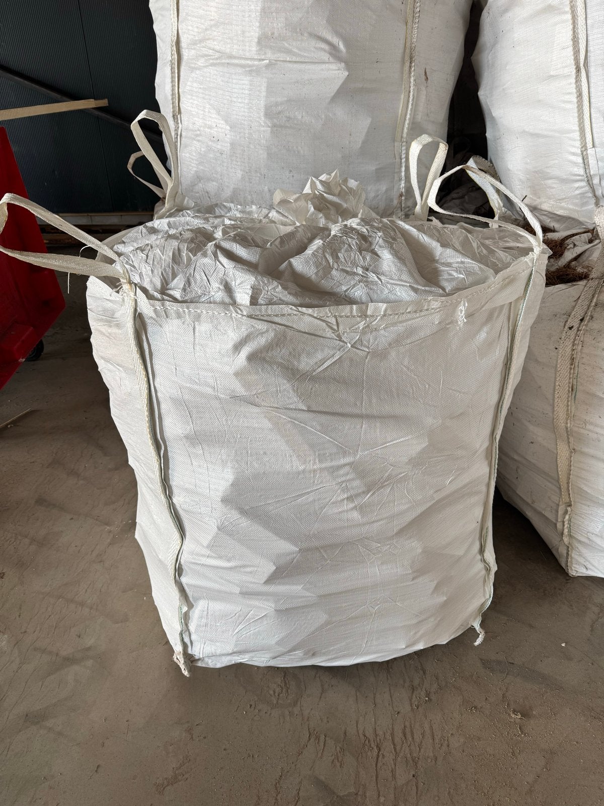 Haardhout in bigbags van 1m3, gezaagd en stookklaar., Minder dan 3 m³, Ophalen, Overige houtsoorten, Blokken
